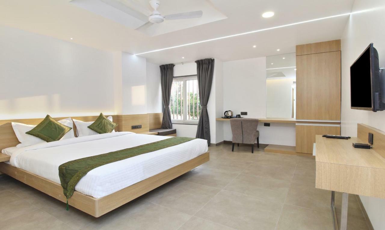 Treebo City Inn Satara Exterior photo