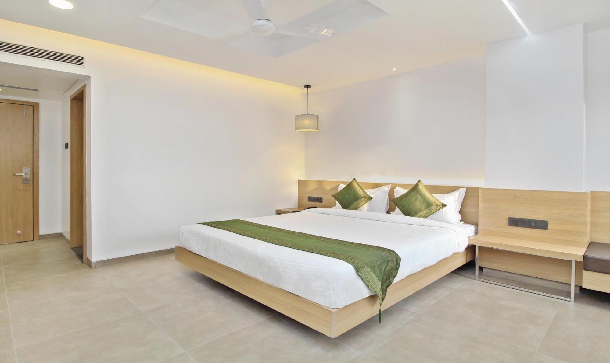 Treebo City Inn Satara Exterior photo